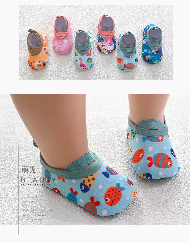Aqua shoes