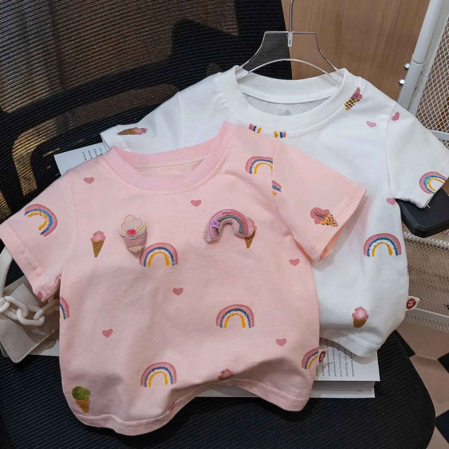 3D rainbow top