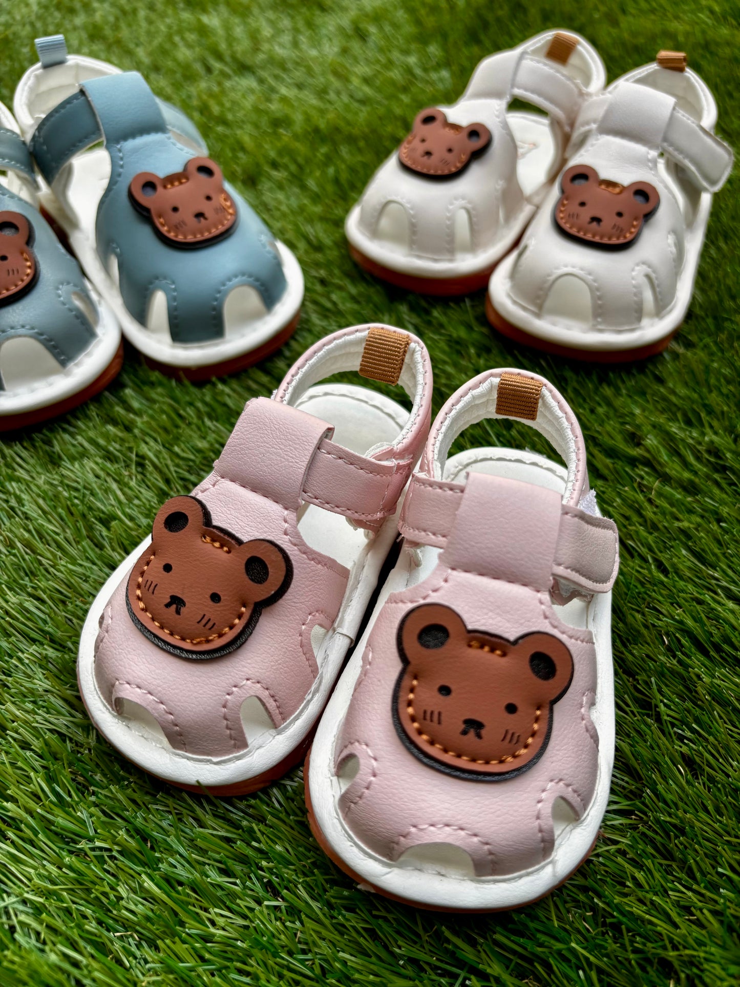 Squeaky teddy shoes